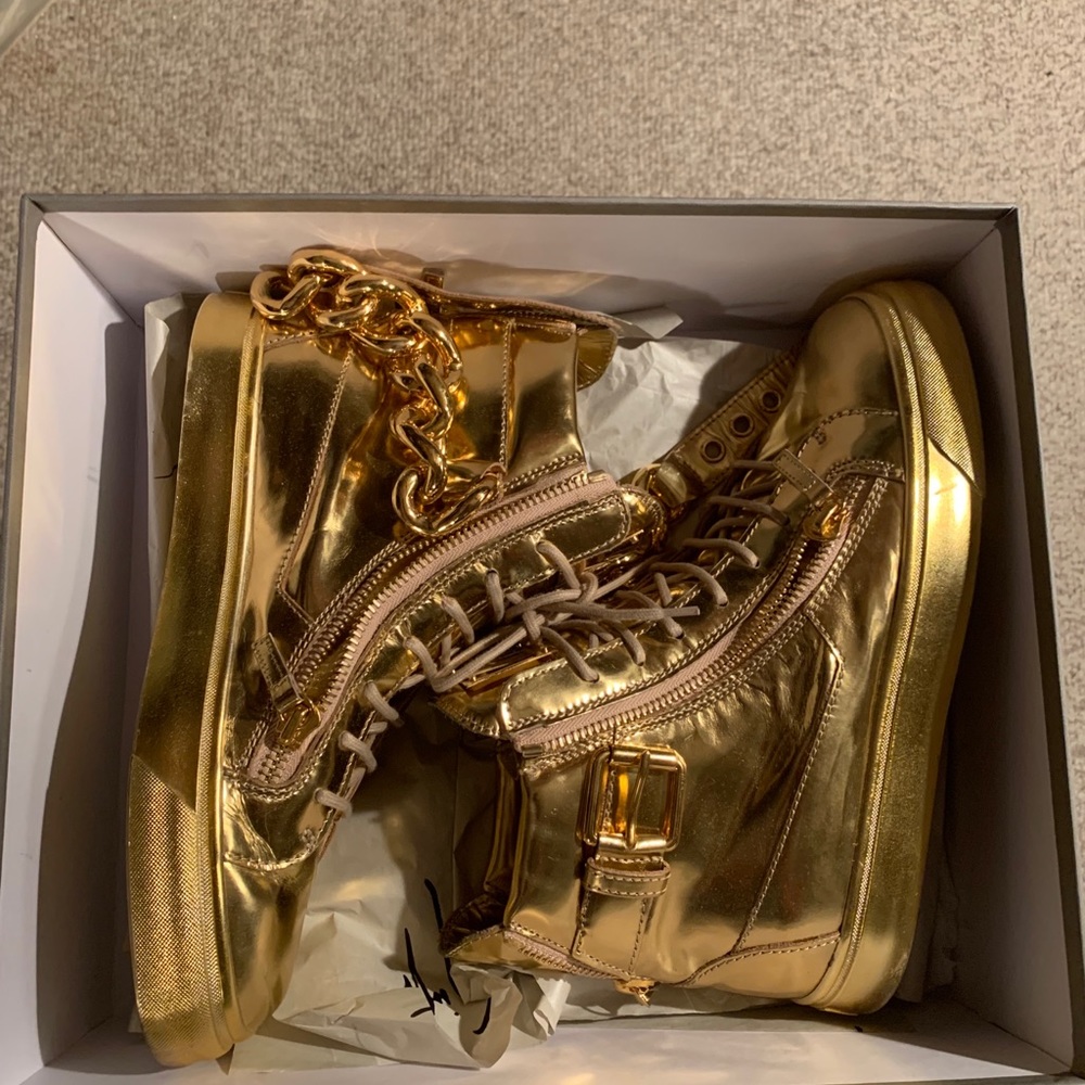 Giuseppe zanotti gold chain shoes